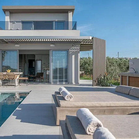 Fivi Luxury Villa, With Heated Pool & Seaviews, By Thinkvilla Tavronitis (Crete)